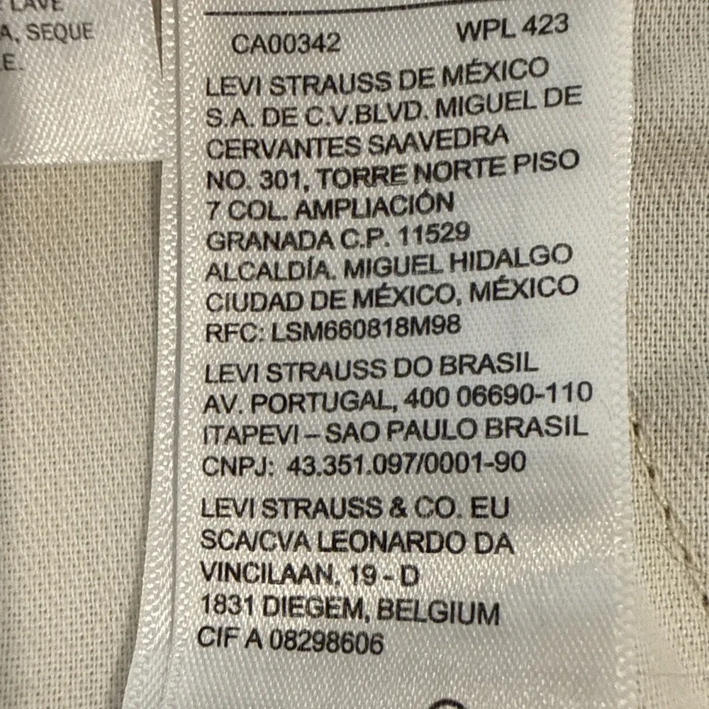 Vintage Levi's Cargo Pants Mens Size 36 x28 Tan  Relaxed Fit Straight Leg
